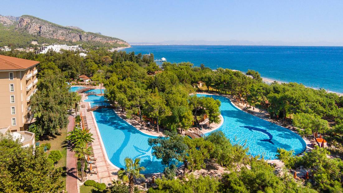 5 отелей в Турции с теплыми бассейнами для отдыха зимой